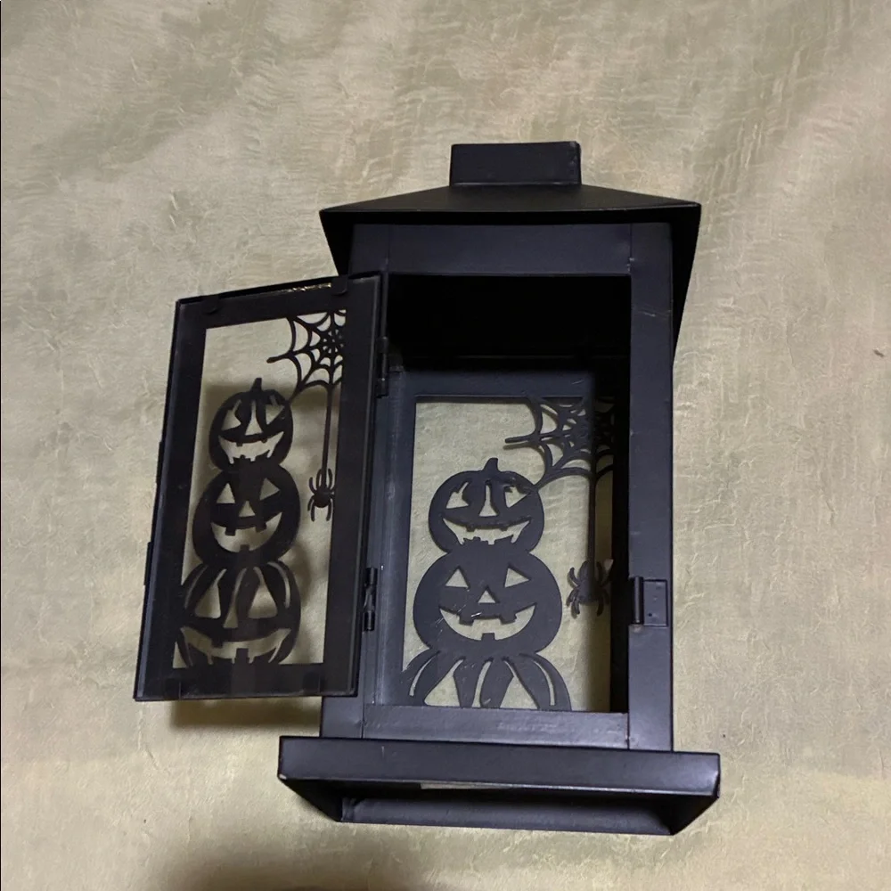 Black Metal Halloween Lantern With Pumpkins